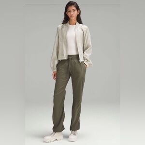 (220.) Lululemon Dance Studio Mid-Rise Pant *Full Length